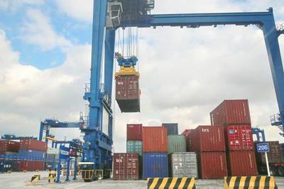 榕城外貿穩中提質，前三季度貨物進出口總值達1931.7億元，同比增長12.1%